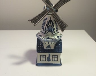 Delfts Handwerk Made in Holland Music Windmill Delft Blue and White