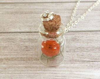 Flower glass vial necklace - Real flower pendant - Terrarium necklace - Nature jewelry - Dried flowers - Glass bottle pendant