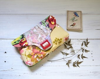 Pale pink clutch, bridal clutch purse, lavender clutch, cute pink bag, funky handbag, beige evening purse, pink floral clutch, retro clutch