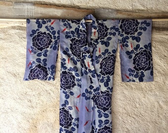 Vintage Japanese kimono with big blue flowers | size M