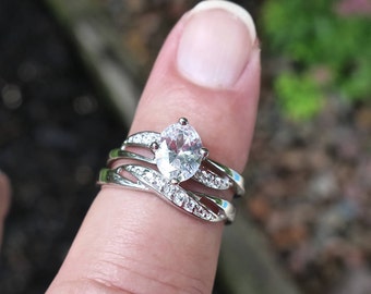 Elegant Vintage 925 Sterling Silver and CZ Wedding Ring Set