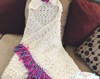 Unicorn Blanket, Hooded Unicorn Blanket, Crochet Unicorn Blanket, Unicorn Hood, Adult or Child Unicorn blanket, Unicorn, Soft blanket
