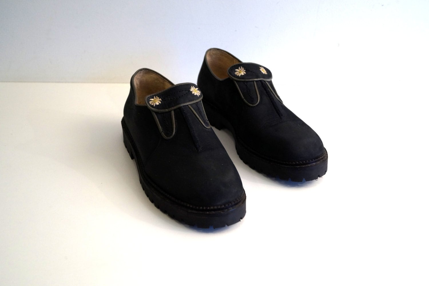 Vintage Loafers Austrian folk Shoes by Griaß Di Sturdy Genuine