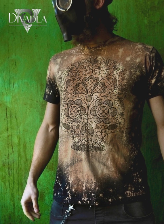 Unique T-shirt with kashubian-styled skull by Divadla steampunk buy now online