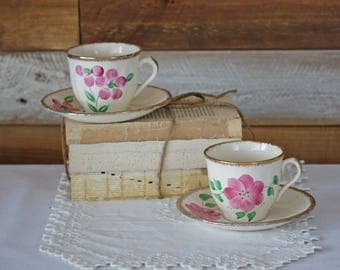 Vintage England Set of two tea cups and saucers - Hand painted