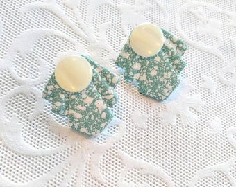 RETRO SPLATTER Vintage Earrings with Faux Shell/Mother of Pearl Button-Teal/Turquoise/Green/White-All Orders Only 99c Shipping!!