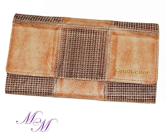 Wallet OLIVIA for women made from brown leather