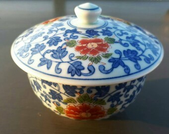 Tea cup with lid, blue and white tea cup with lid, Aritayaki KIYOHIDE Kiln, tea cup set, japan pottery
