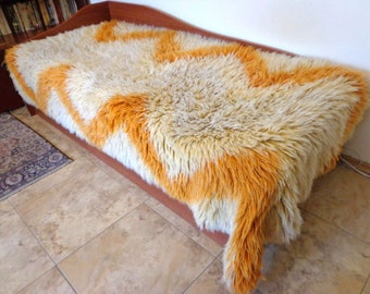 Bulgarian Woolen Blanket Rug Pure Sheep Wool. Woolen Bed Cover. Wool Blanket