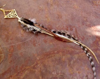 Wakana, single Feather earring geometric