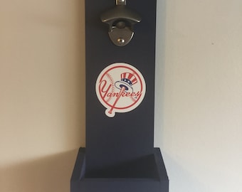 New York Yankees Hanging Bottle Opener - Top Hat logo / Wall Mounted Bottle Opener / Yankees Gift / Man Cave