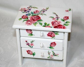 wooden chest for dollhouse, chest of drawers, casket for girl, wooden toys , doll furniture