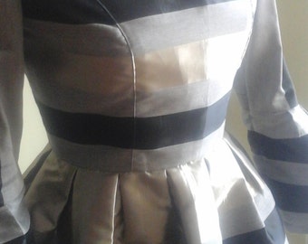 Dress with fold skirt