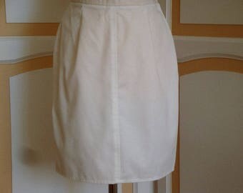 Vintage White Skirt size 14