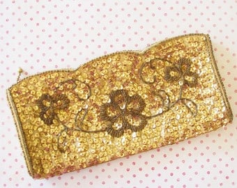 Her First Dance...Vintage Gold Sequined Evening Bag