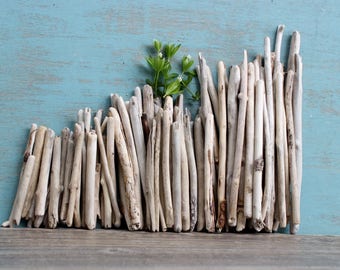 Natural Driftwood Sticks for Beach Wedding Decoration , Artist Supply , bulk Drift Wood ,78 Surf Tumbled Pieces ST78