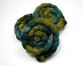 Oatmeal BFL Wool/ Silk (70/30) Roving (Combed Top) - Blue Face Leicester/ Silk - Handpainted Felting or Spinning Fiber