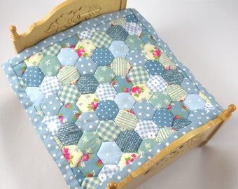 Dollhouse Miniature Patchwork Quilt in 12th Scale - Blue