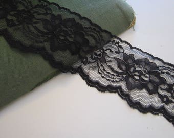 10 yards vintage LACE trim - BLACK lace, wide floral lace, flat lace - 2.75 inches wide