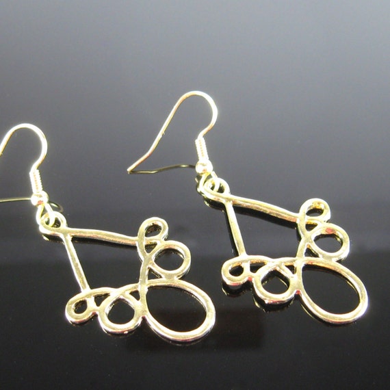 Scrolled earrings surgical steel nickel free earrings