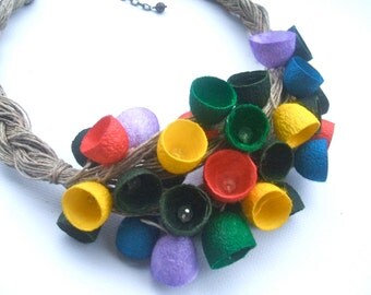 Colorful necklace with cocoons - Cocoons necklace - floral accessories - handmade - Linen and cocoons necklace