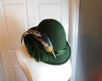 Broche / Epingle à chapeau tyrolien vintage années 1970 - Montres & Bijoux