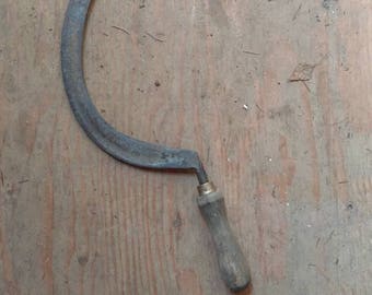 Vintage Scythe Sickle Farm Tool Farm Blade Primitive Hand Scythe