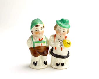 Vintage German Couple Salt and Pepper, Boy Girl Children Shakers, Hand Painted Ceramic 1950s Kitsch Salt and Pepper Shakers, Collectible
