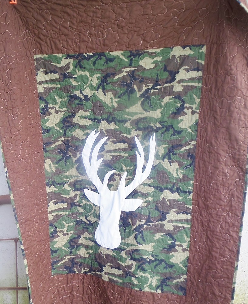 camo-quilt-camouflage-quilt-deer-head-quilt-by-createdbymammy