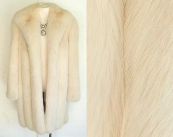 CD de Christian Dior FOURRURES 80s 90s Fur Coat Vintage White Fox Fur Jacket LM to L Free Domestic and Discounted International Shipping