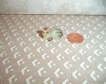 1:12 scale Dollhouse Miniature Tabby kitty