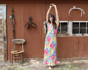 SALE VINTAGE floral maxi dress // Sun dress //Floral dress