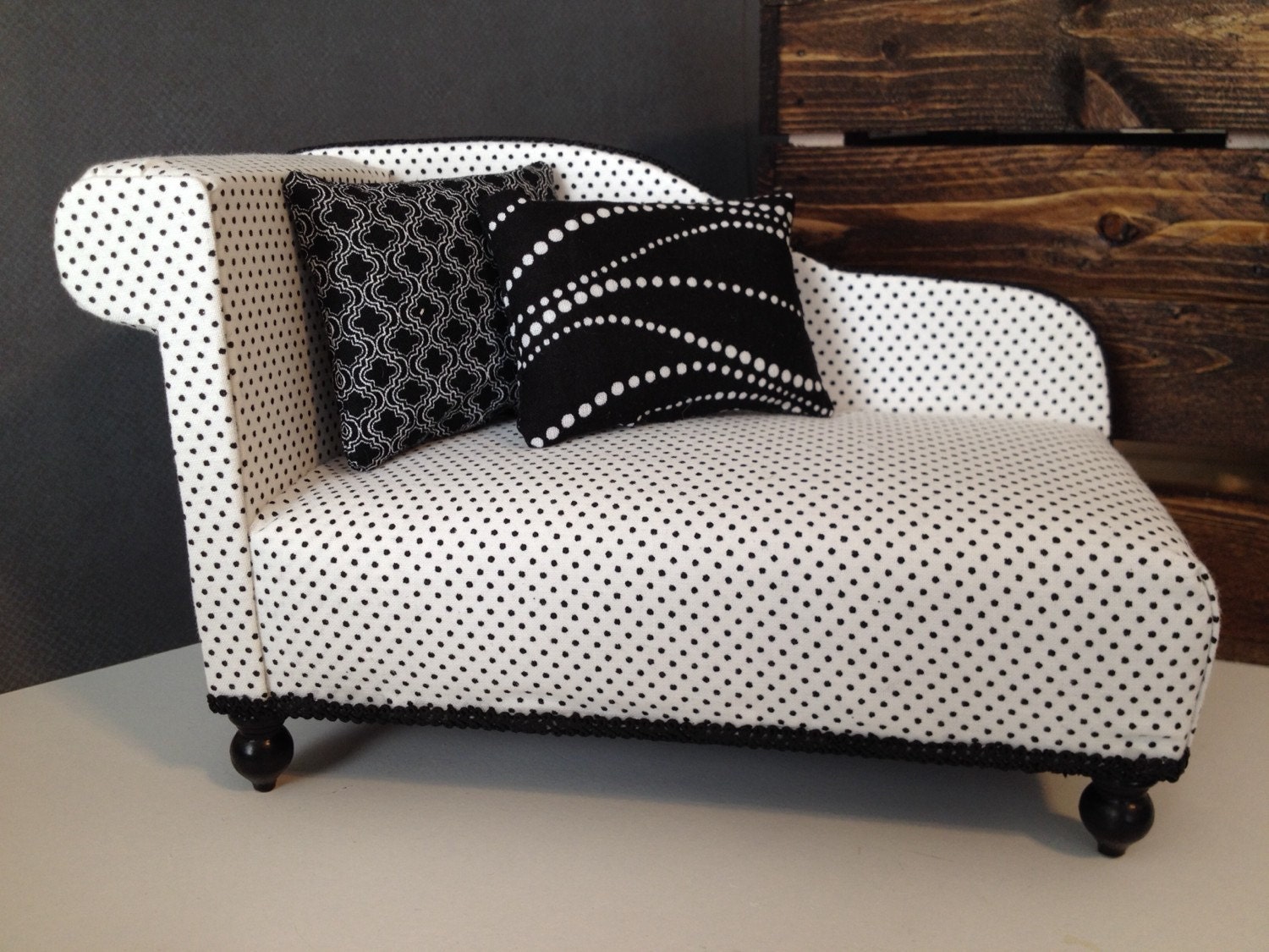 dolls house chaise lounge