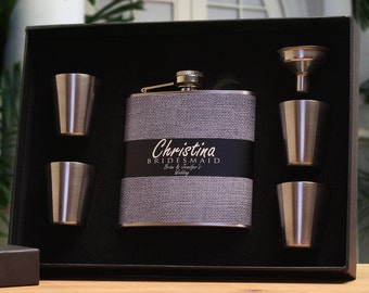 Maid of Honor Gift, Personalized Flasks for Bridesmaids, Maid of Honor, Faux Burlap