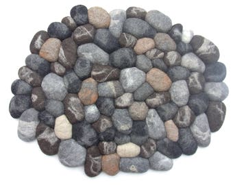 Felt stone rug / bath mat super soft with soft core wool grey brown