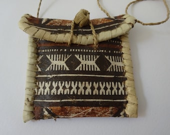 Vintage Tribal Handwoven Hand Dyed Straw Island Money Bag Purse, Solomon Islands