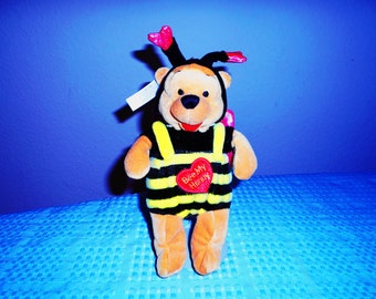 winnie the pooh bee plush