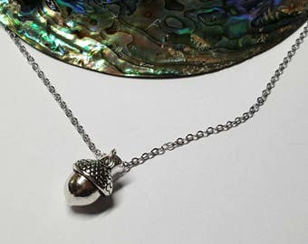 Acorn Necklace, Acorn Pendant, Acorn Jewelry, Woodland Necklace, Acorn Charm Necklace, Silver Acorn,Acorn Jewellery, Woodland Gift, Birthday