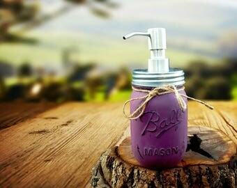 Rustic Kitchen Soap Dispenser. Soap Dispenser Pump. Rustic Mason Jar Soap Dispenser. Painted and Distressed Mason Jars. Rustic Home Decor.