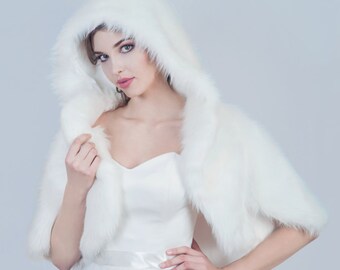 Winter bridal jacket Bridal Faux Fur Jacket, Hooded Wedding Cape, Bridal White Jacket, Fluffy White Fur Jacket
