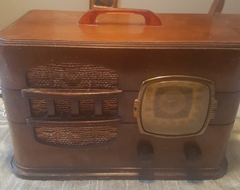 Antique Radio Converted for today