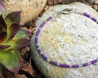 Looking for a Mind at Work Morse Code Bracelet / Custom Color/ Hamilton Jewelry / Secret Message Jewelry / Layering Bracelet / Nerd Geek Fan
