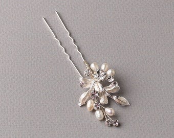 Freshwater Pearl Hair Pin, Bridal Hair Pin, Wedding Hair Pin, Hairpin for Wedding, Floral Hair Pin, Bridal Hair Accessory, Hair Pin ~TP-2816