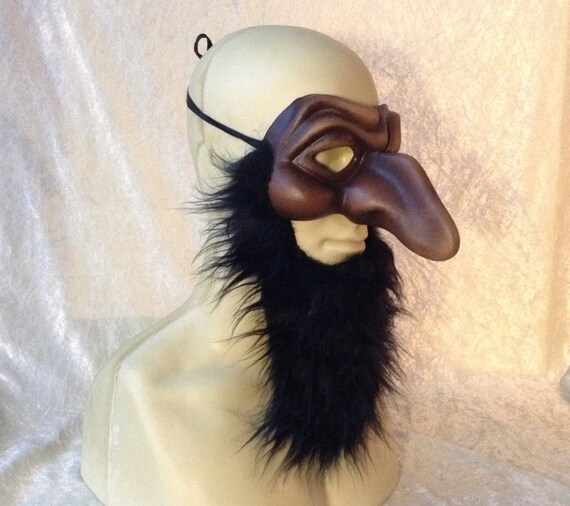 customized Half mask 'Big nose' with beard reserved