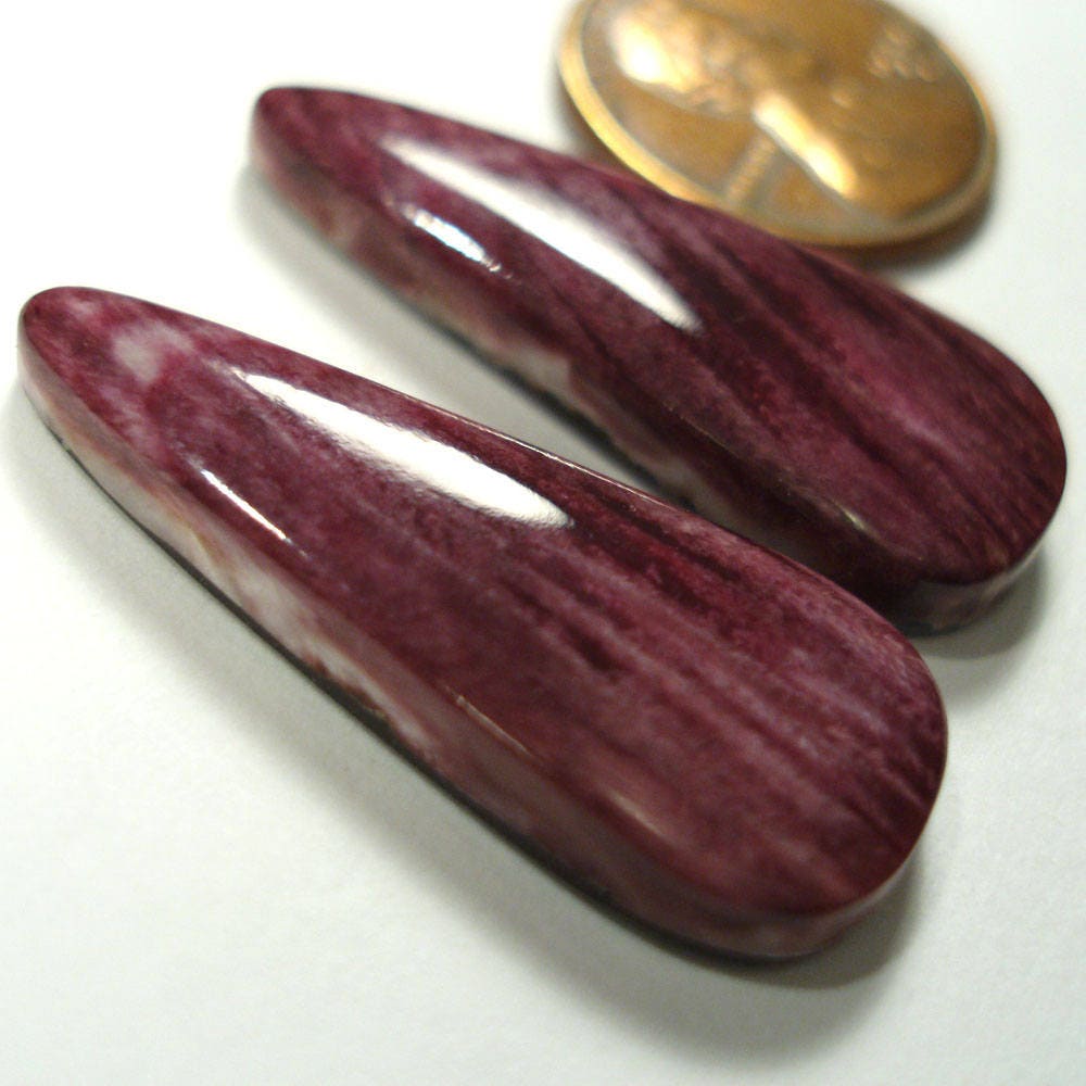 natural purple SPINY OYSTER long drops, 30.9 x 12.0 mm, earring stones