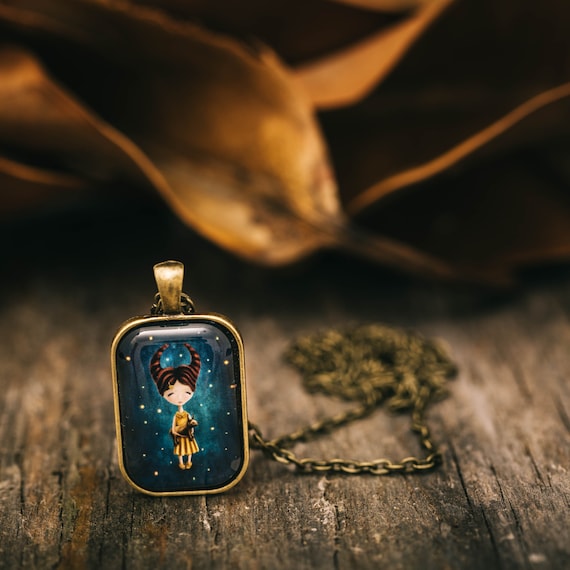 FREE WORLDWIDE SHIPPING - Astrology StarSign Taurus Star Sign Necklace - Bronze - Girl - Quirky - Unique