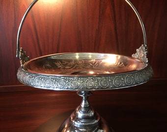 Magnificent Aesthetic Period Victorian Era Middletown Quadruple Plate Bride's Cake Basket Chased Japonais Style Circa 1885