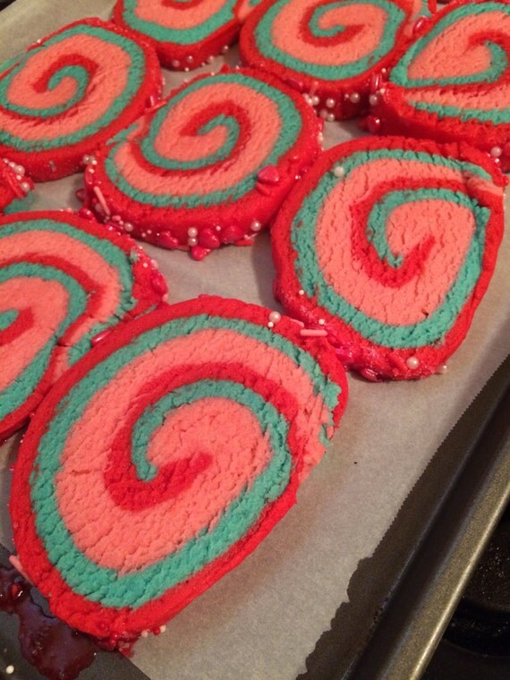 Vegan Valentine sugar cookies swirl