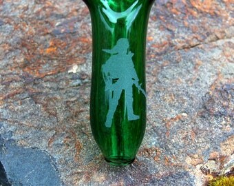 Emerald green sandblasted Legend of Zelda glass pipe, etched Link silhouette, hand blown borosilicate glass, FREE SHIPPING