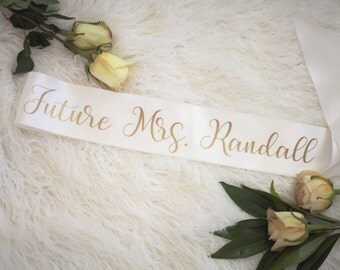Bride sash, Future MRS. sash, Bachelorette sash, Personalized sash, bridal shower gift
